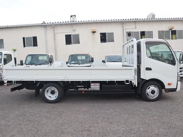HINO DUTRO 2020