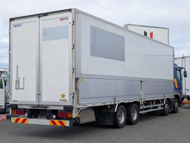 MITSUBISHI FUSOU SUPER GREAT 2016