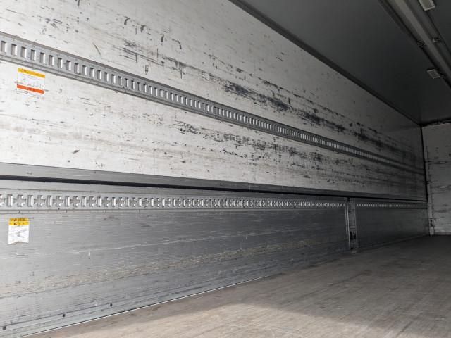 MITSUBISHI FUSOU SUPER GREAT 2016