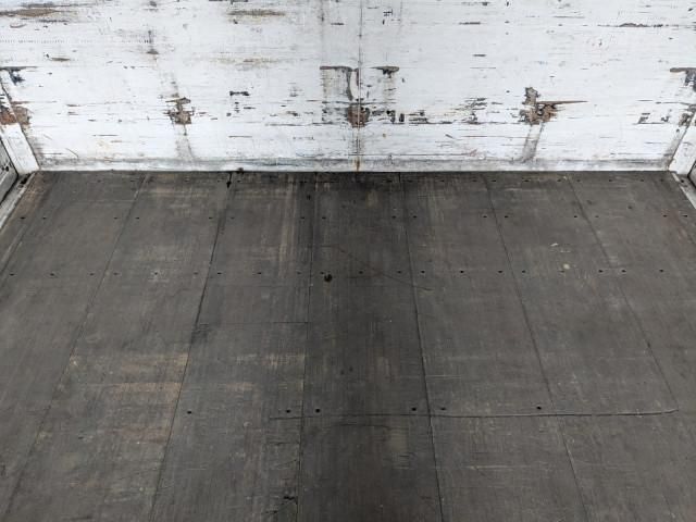 MITSUBISHI FUSOU SUPER GREAT 2016