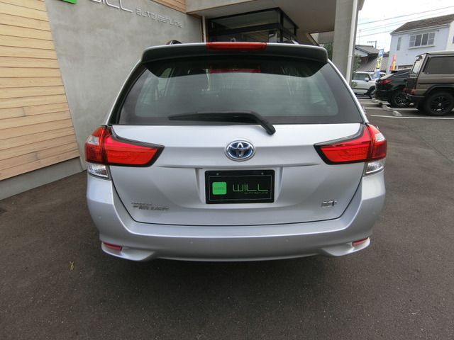 TOYOTA COROLLA FIELDER HYBRID 2020