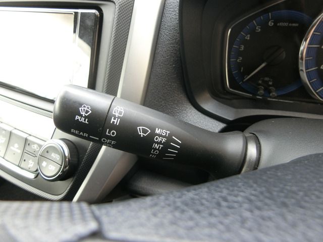 TOYOTA COROLLA FIELDER HYBRID 2020