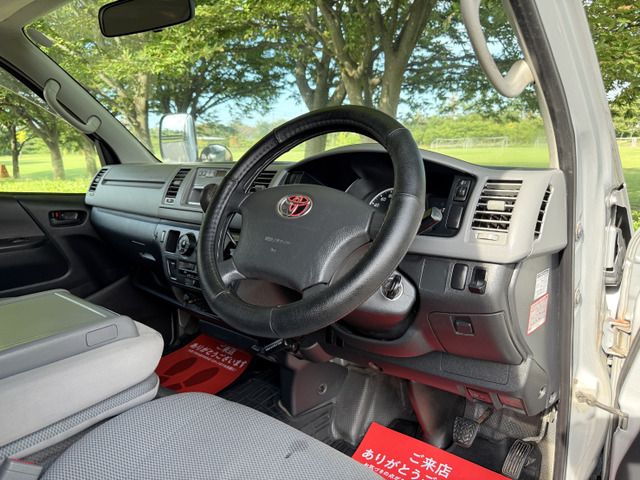 TOYOTA HIACE van 4WD 2008