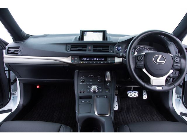 TOYOTA LEXUS CT200h 2016