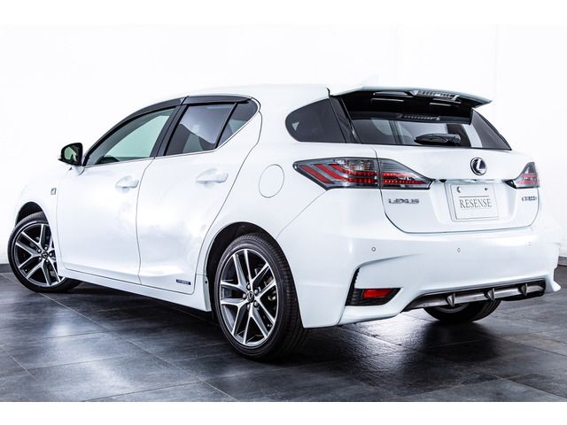 TOYOTA LEXUS CT200h 2016