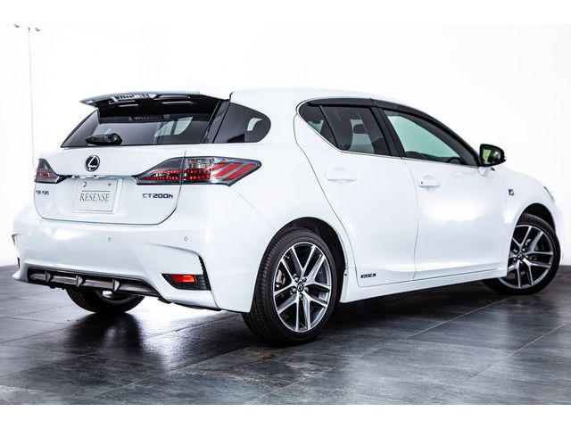 TOYOTA LEXUS CT200h 2016