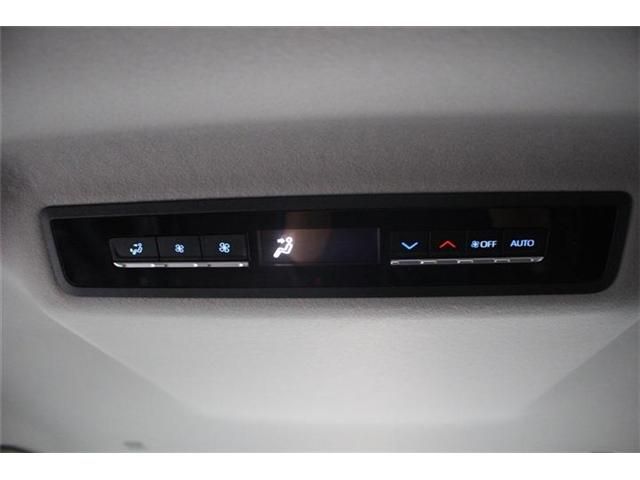 TOYOTA NOAH HYBRID 2023