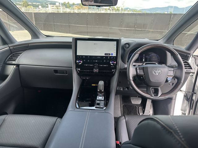TOYOTA VELLFIRE  HYBRID 2023