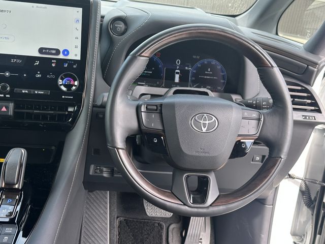 TOYOTA VELLFIRE  HYBRID 2023