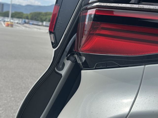 TOYOTA VELLFIRE  HYBRID 2023