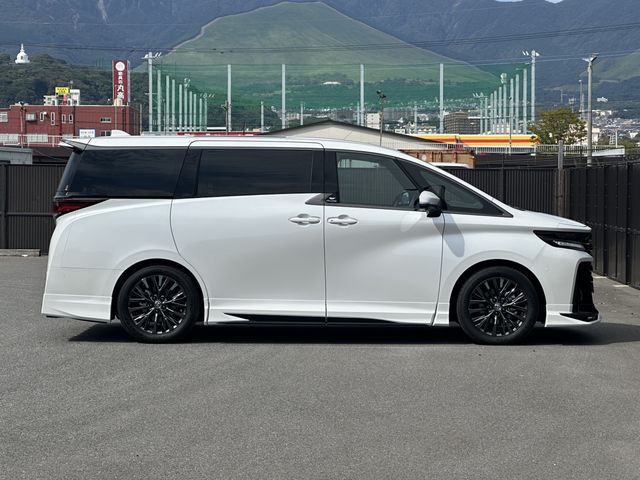 TOYOTA VELLFIRE  HYBRID 2023