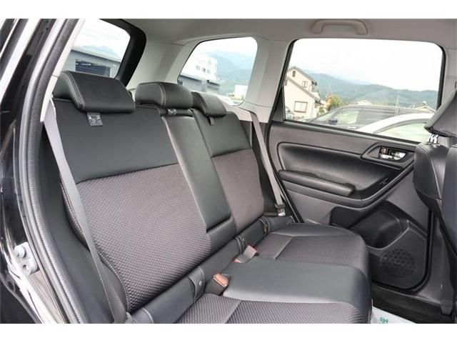 SUBARU FORESTER 2016