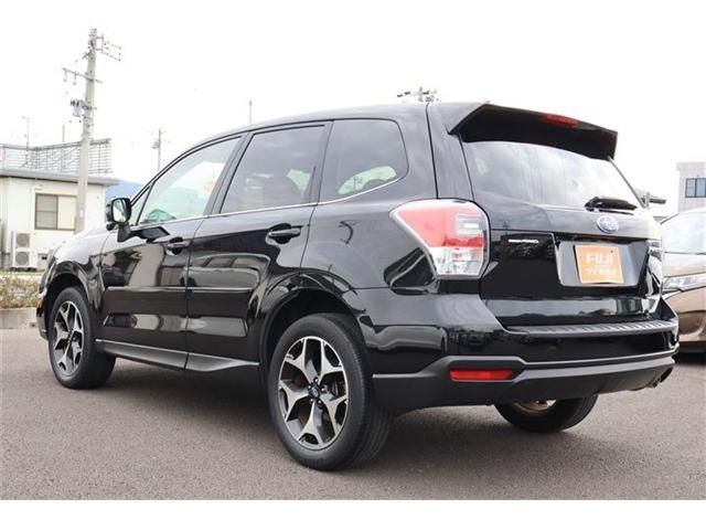 SUBARU FORESTER 2016
