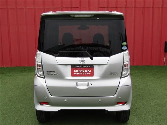 NISSAN DAYZ ROOX 2018