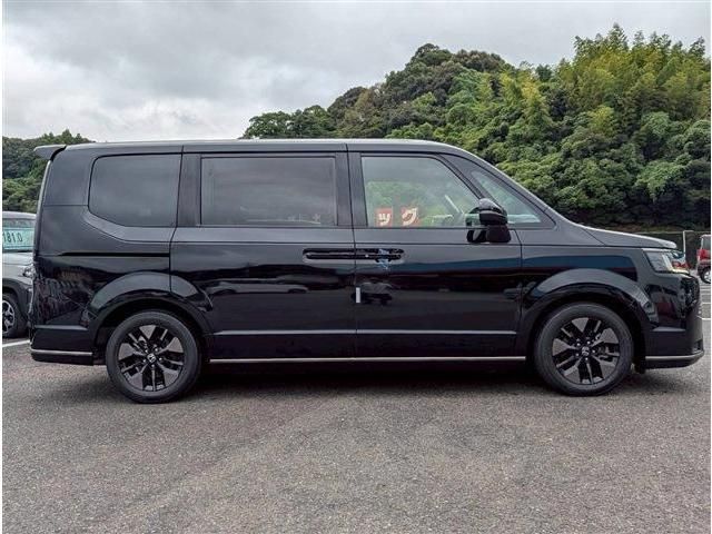 HONDA STEPWAGON 2023