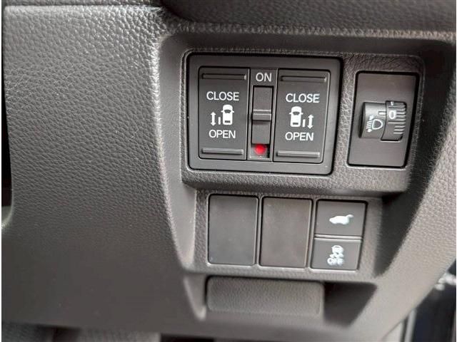 HONDA STEPWAGON 2023