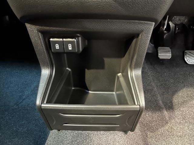 SUZUKI XBEE 4WD 2025