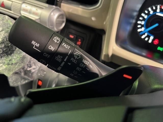 SUZUKI XBEE 4WD 2025