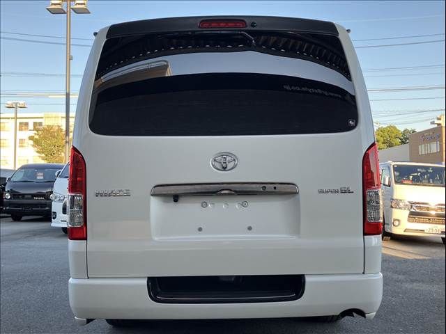TOYOTA HIACE van 2WD 2018