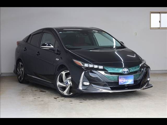 TOYOTA PRIUS PHV 2017