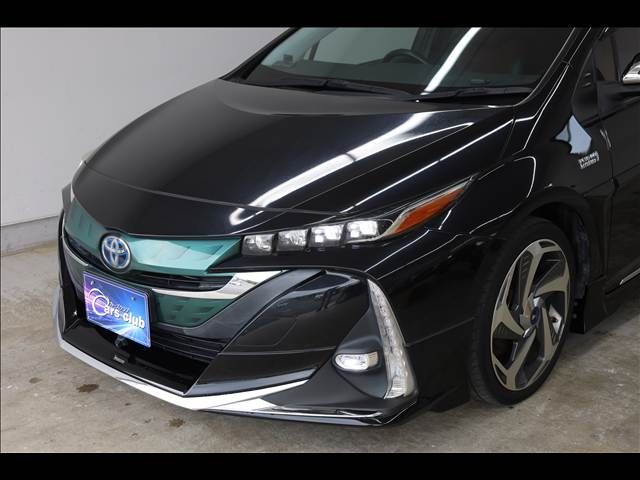 TOYOTA PRIUS PHV 2017