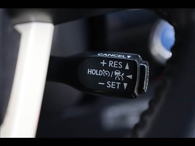 TOYOTA PRIUS PHV 2017