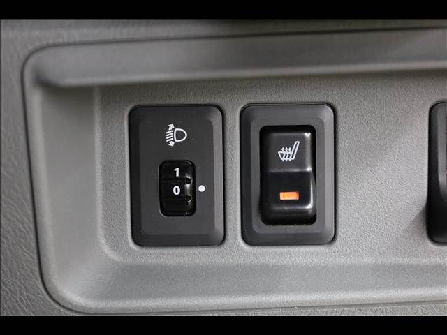 MITSUBISHI MINICAB-MiEV 2021