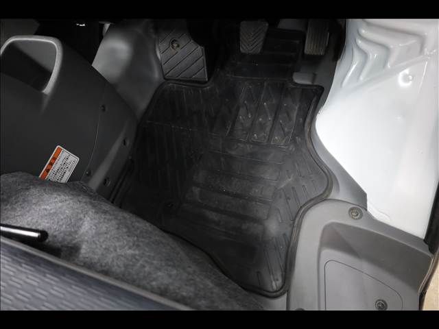 MITSUBISHI MINICAB-MiEV 2021