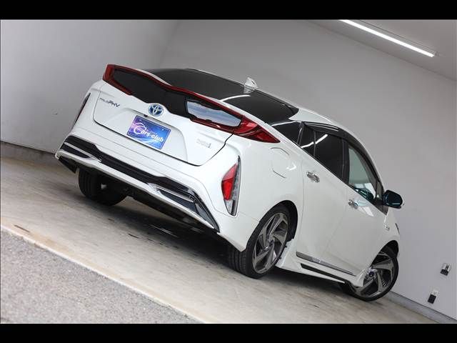 TOYOTA PRIUS PHV 2018