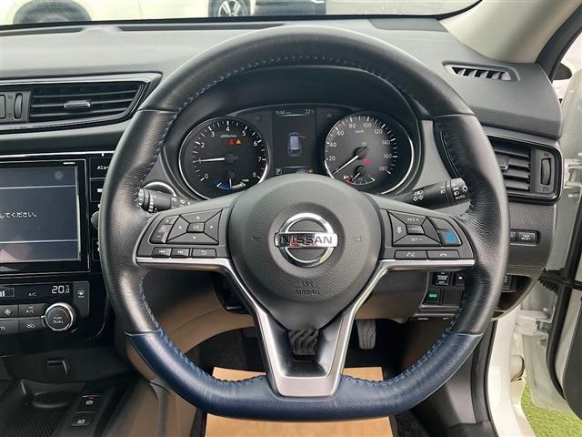 NISSAN X-TRAIL HYBRID 4WD 2019