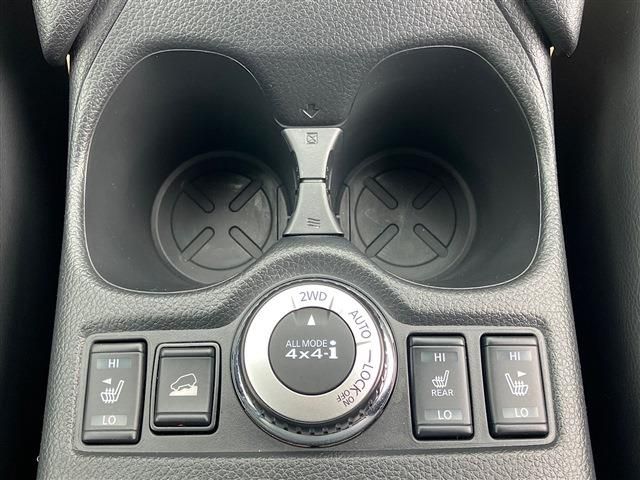 NISSAN X-TRAIL HYBRID 4WD 2019