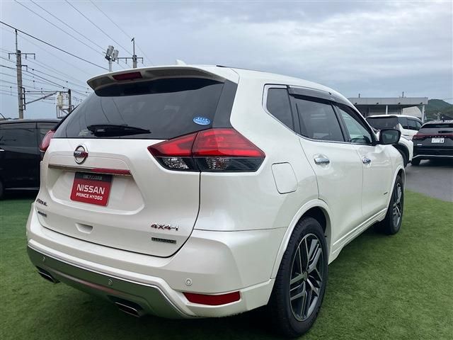 NISSAN X-TRAIL HYBRID 4WD 2019