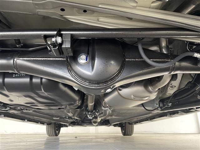 SUZUKI Spacia custom 4WD 2025