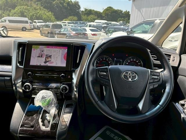 TOYOTA ALPHARD 2021