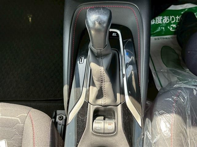 TOYOTA COROLLA SPORT HYBRID 2018