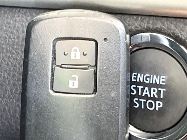 TOYOTA HARRIER 2WD 2014