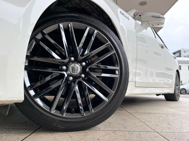 TOYOTA CROWN sedan hybrid 2018