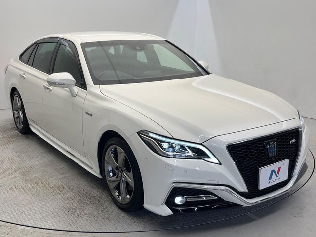 TOYOTA CROWN sedan hybrid 2018