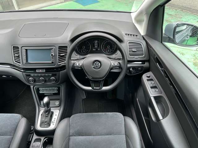 VOLKSWAGEN VOLKSWAGEN SHARAN 2015