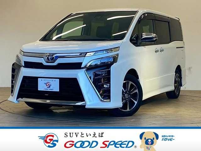 TOYOTA VOXY 2021