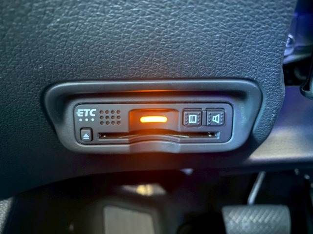 HONDA VEZEL HYBRID 4WD 2018