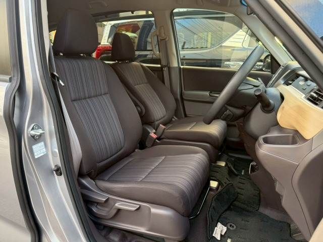 HONDA FREED HYBRID 2017