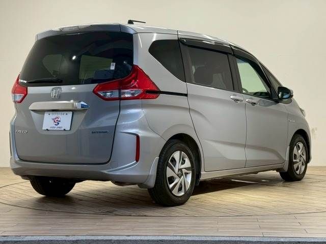 HONDA FREED HYBRID 2017