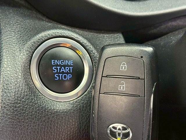 TOYOTA YARIS CROSS 2024