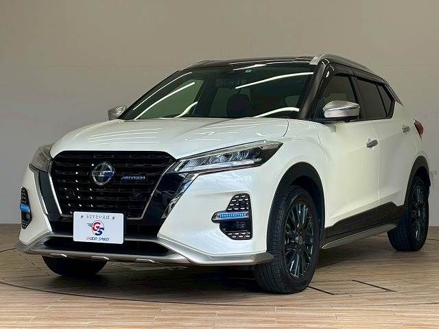 NISSAN KICKS 2022