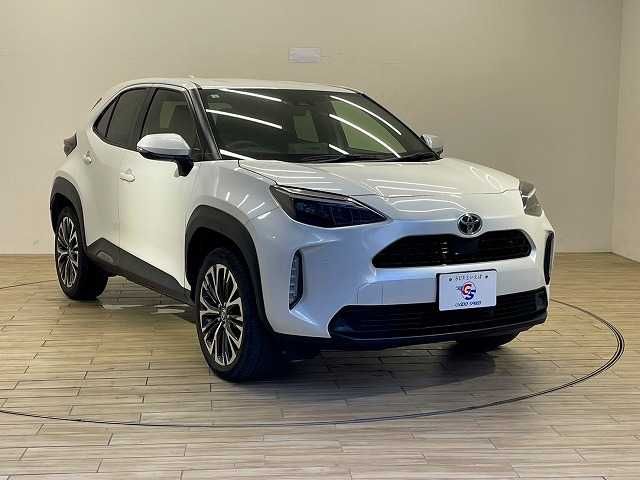 TOYOTA YARIS CROSS 2024