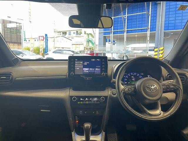 TOYOTA YARIS CROSS 2024