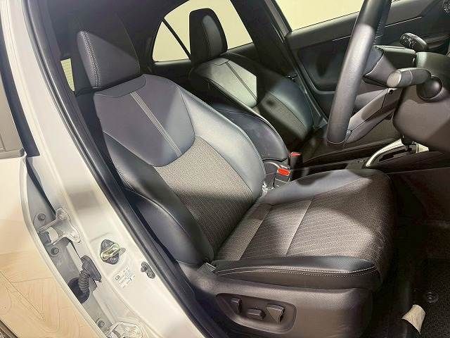 TOYOTA YARIS CROSS 2024