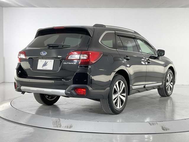 SUBARU LEGACY OUTBACK 2021
