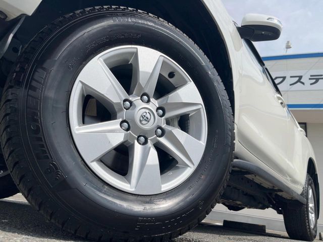 TOYOTA LANDCRUISER PRADO 2022